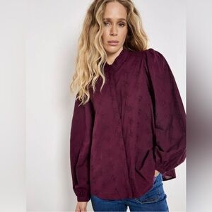 Floral embroidered shirt